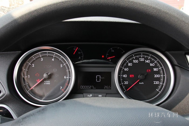 2014款 1.8L 手動領(lǐng)先版