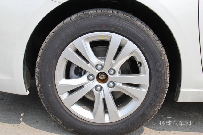 2014款 1.8L 手動領先版