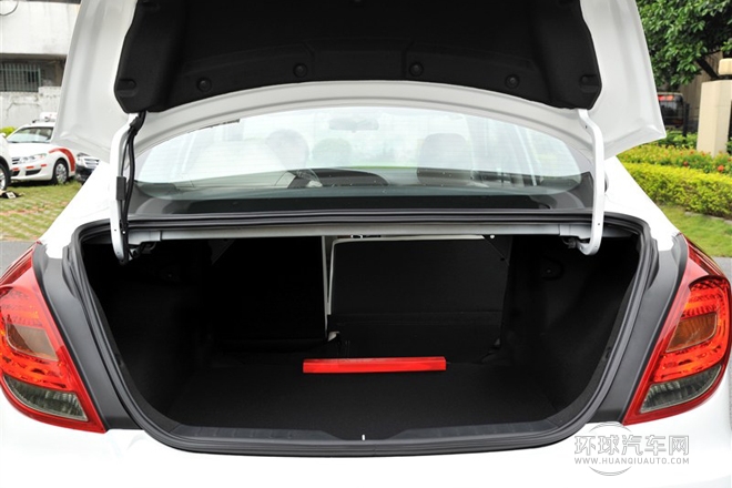 2014款 1.6L 自動豪華ESP版