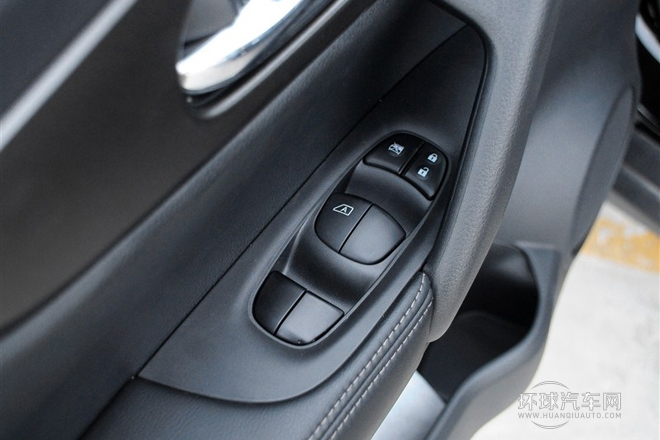 2014款 2.0L 手動時尚版 2WD