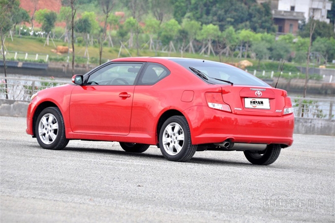 2011款 2.5L 豪華版