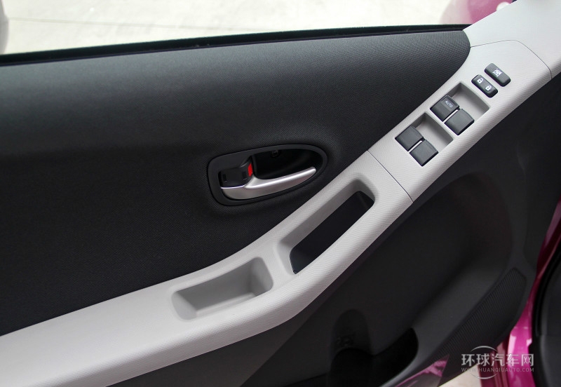 2011款 1.6G 手動(dòng)炫動(dòng)版