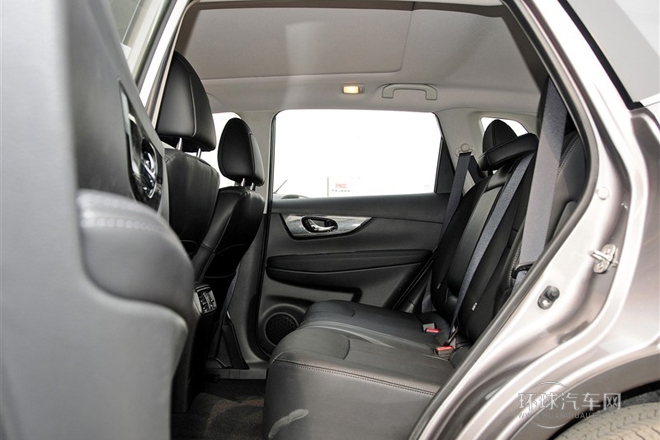 2014款 2.5L CVT領(lǐng)先版 4WD