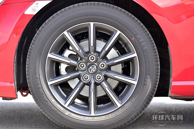 2013款 2.0L 自動(dòng)豪華型