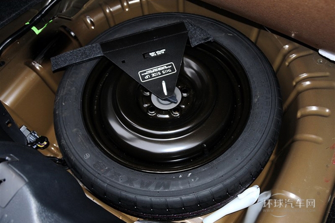 2013款 3.7L 手動標準型