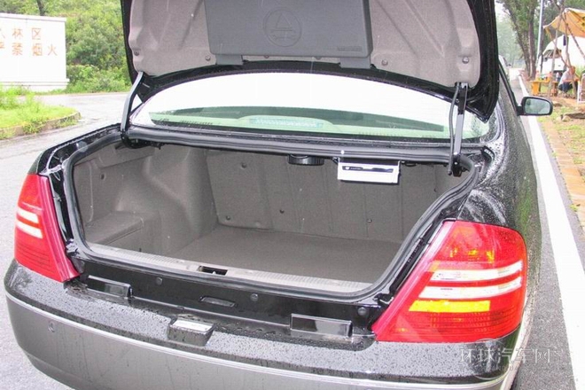 2004款 智尊 2.0L 自動尊貴型