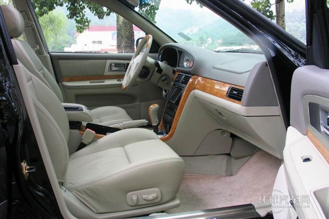 2004款 智尊 2.0L 自動(dòng)尊貴型