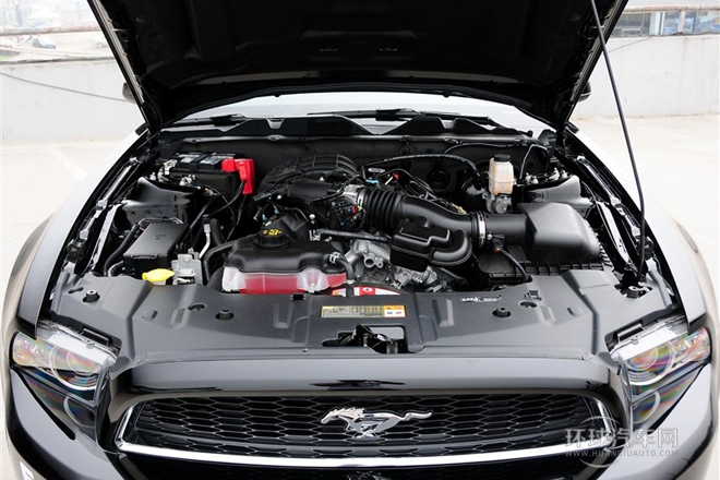 2013款 3.7L 手動(dòng)標(biāo)準(zhǔn)型