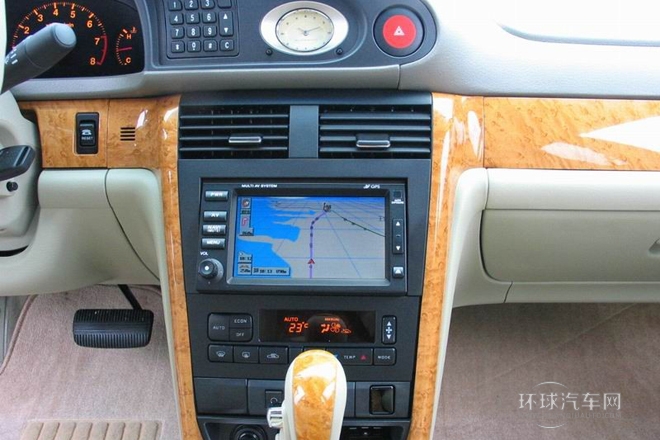 2004款 智尊 2.0L 自動尊貴型