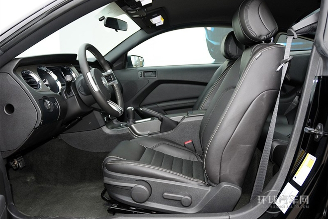 2013款 3.7L 手動標準型