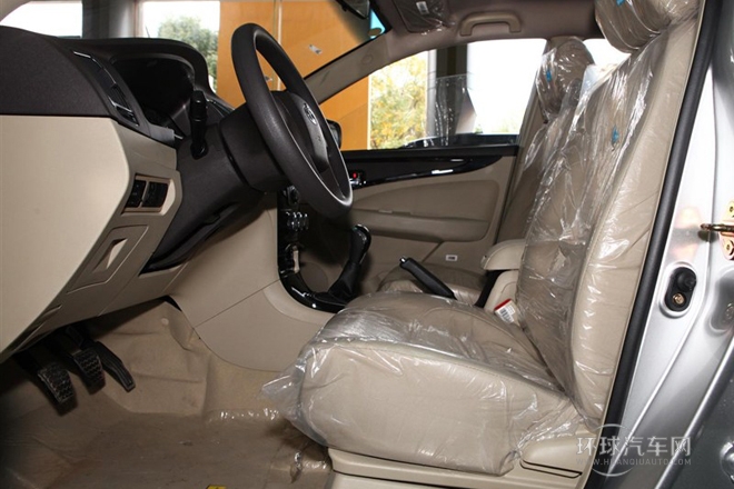 2013款 1.5L 手動舒適型