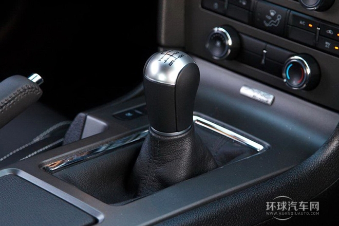 2013款 3.7L 自動(dòng)標(biāo)準(zhǔn)型