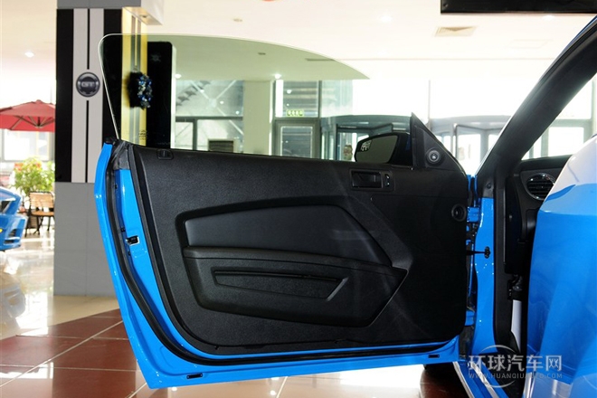 2013款 5.0L GT自動標準型