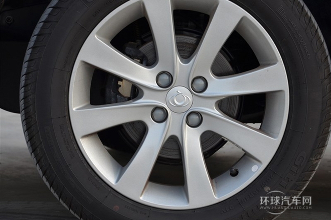 2013款 1.5L 手動尊貴型