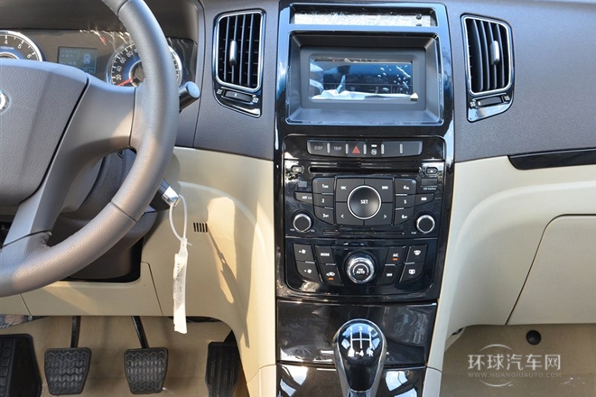 2013款 1.5L 手動尊貴型