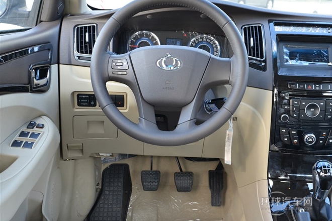 2013款 1.5L 手動尊貴型