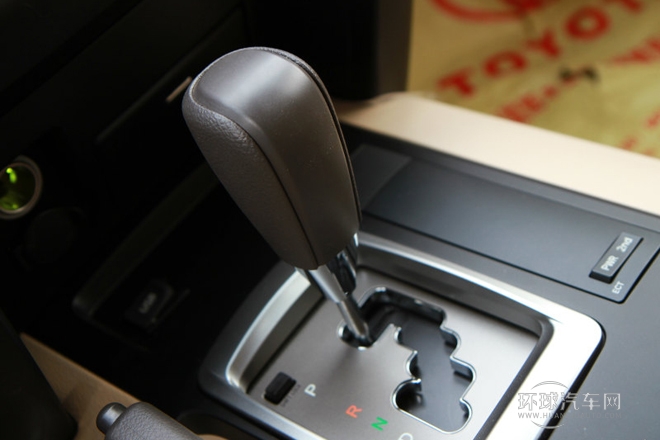 2012款 4.0L 自動GX-R