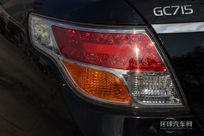 2013款 1.5L 手動(dòng)尊貴型