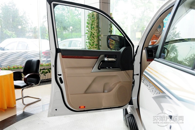 2012款 4.0L 自動(dòng)VX