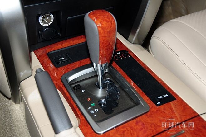 2012款 4.0L 自動VX