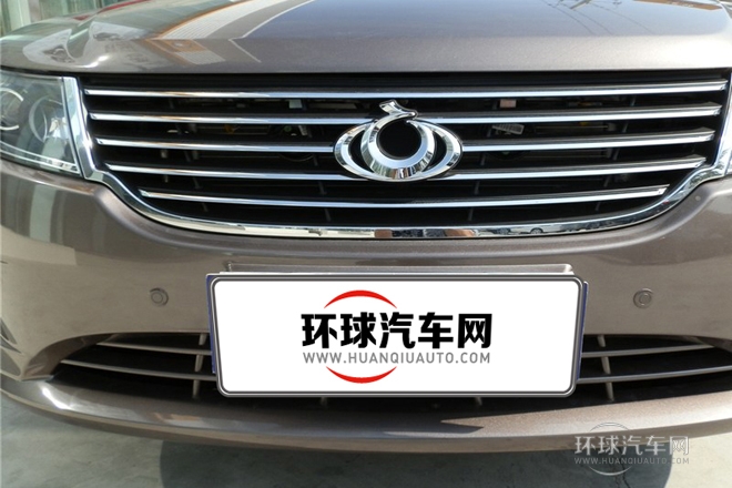 2013款 1.8L 自動尊貴型