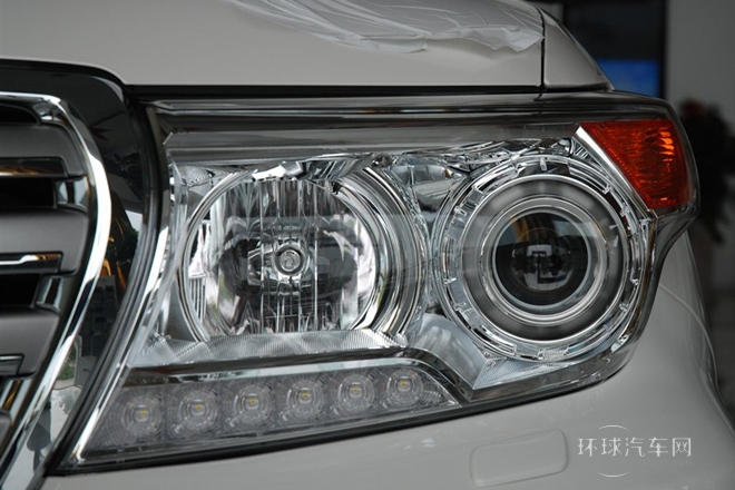 2012款 4.6L 自動(dòng)VX