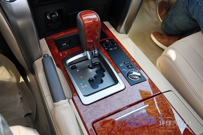 2012款 4.6L 自動VX-R