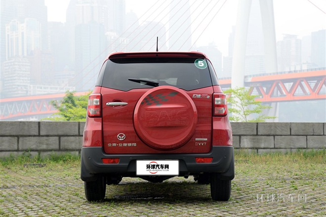 2014款 1.5L 手動豪華型