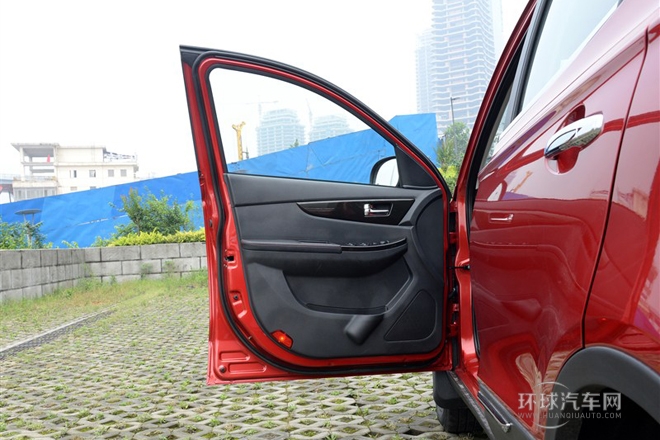 2014款 1.5L 手動豪華型