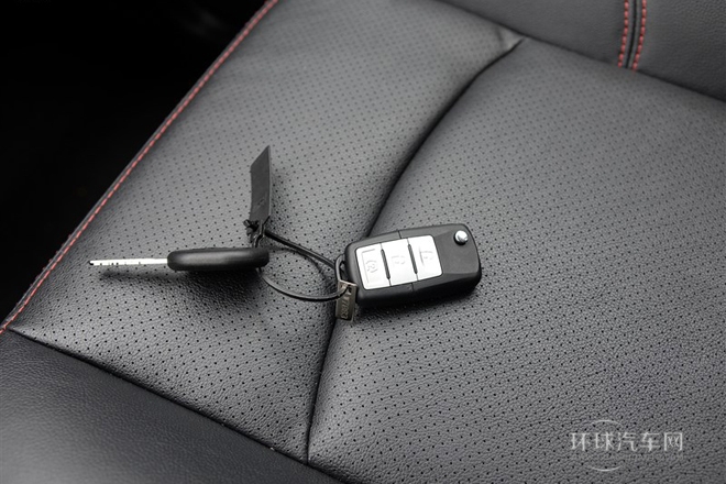 2014款 1.5L 手動豪華型