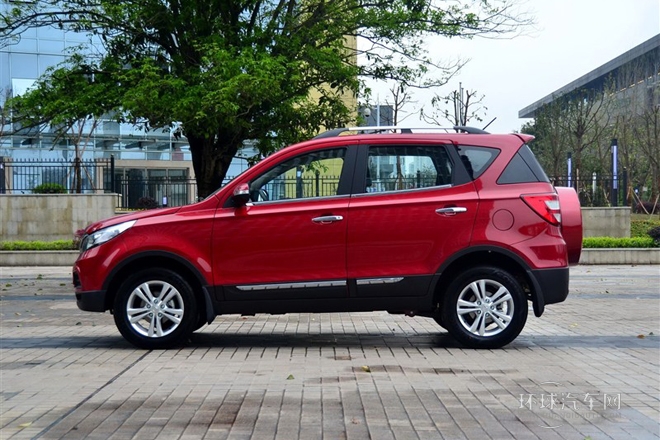 2014款 1.5L 手動尊貴型