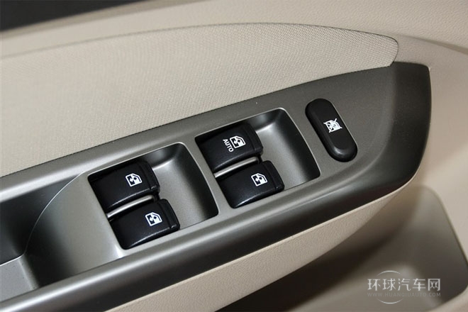 2014款1.5L手動(dòng)   舒適型