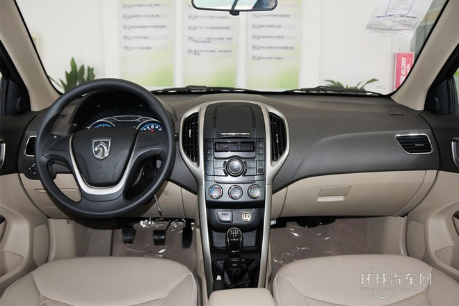 2014款1.5L手動(dòng)   舒適型