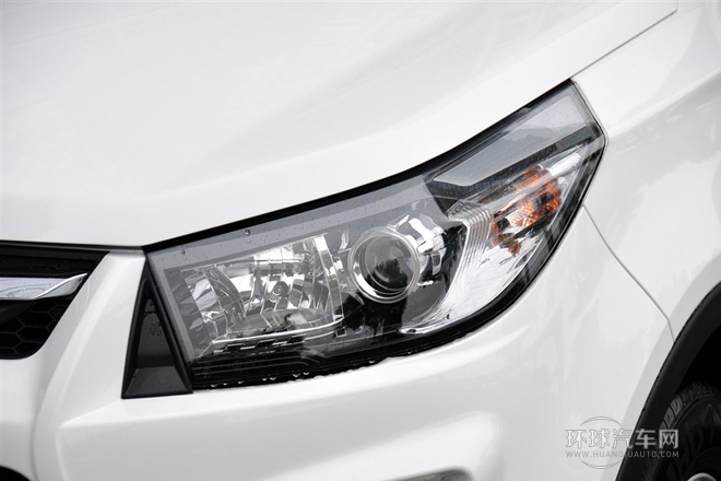 2014款 1.8L 尊貴型