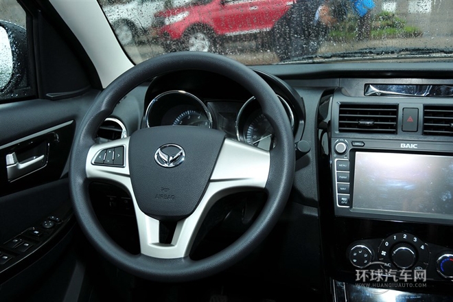 2014款 1.8L 尊貴型