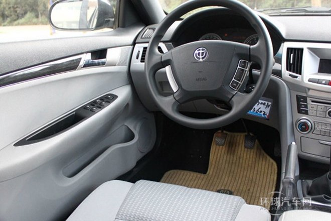 2011款 Wagon 2.0L 手動(dòng)舒適型
