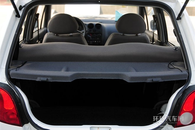 2012款 改款 1.0L 手動P-TEC標(biāo)準(zhǔn)型