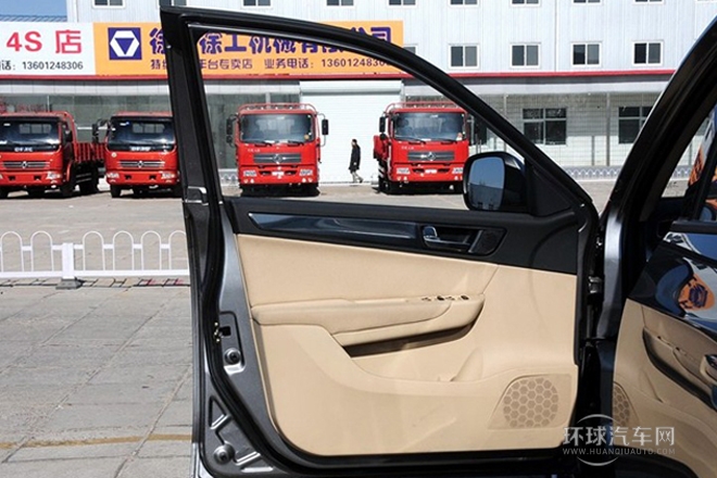 2012款 1.6L 自動舒適型