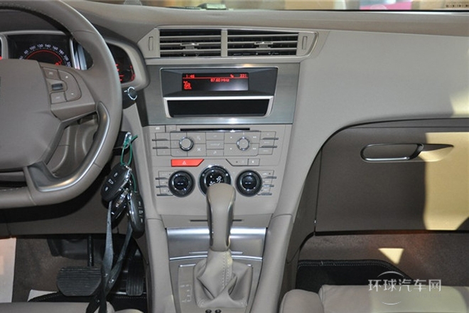 2014款 1.6T 尊享版 THP200