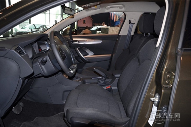 2014款 1.8L 手動(dòng)舒適版VTi140