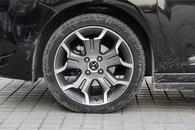 2013款 1.6L 至尊敞篷版