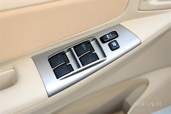 2013款 1.6L 手動卓越版