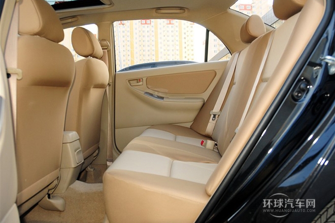 2013款 1.6L 手動(dòng)卓越版