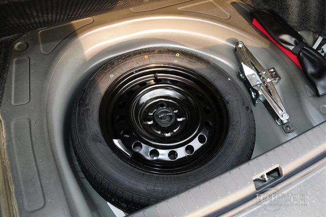 2013款 1.6L 手動豪華版