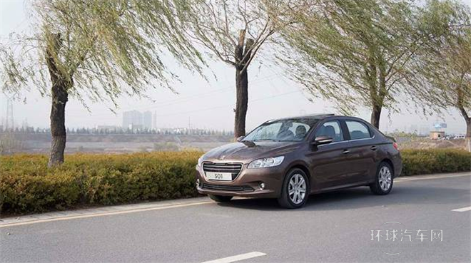 2014款 1.6L 自動尊貴版