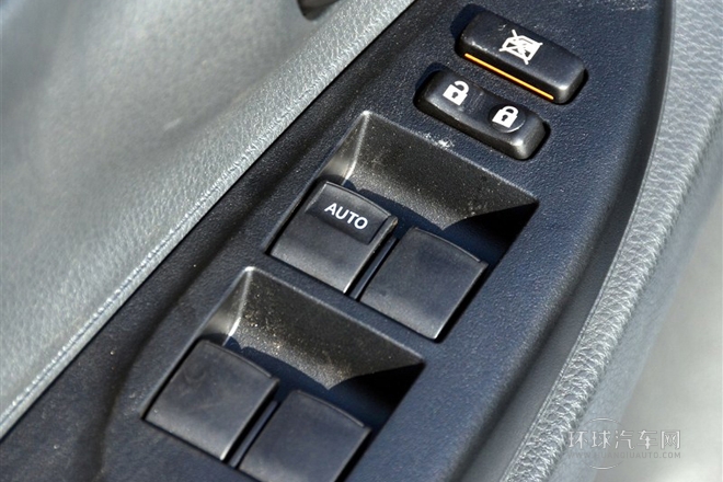 2014款 1.3L 手動超值版