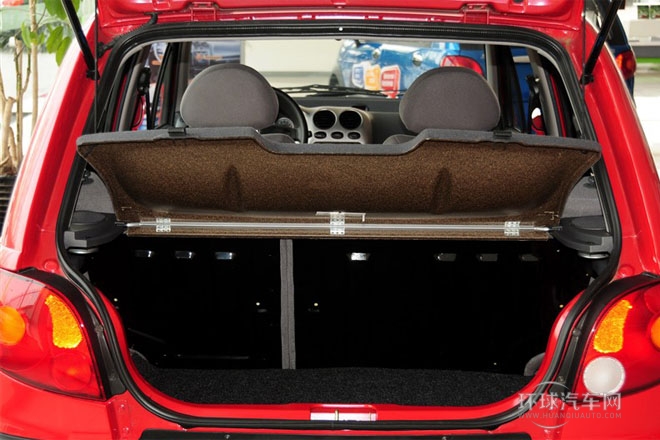 2012款 改款 1.0L 手動P-TEC時尚型