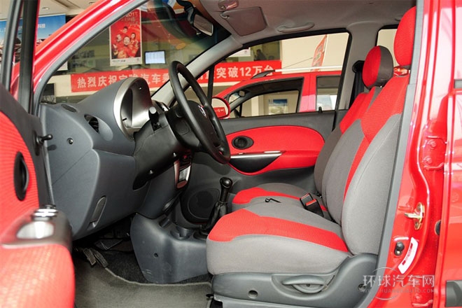 2012款 改款 1.0L 手動P-TEC時尚型