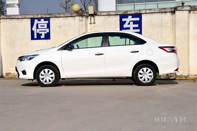 2014款 1.3L 手動(dòng)超值版