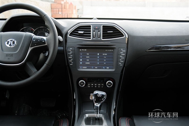 2013款 1.8T 政務(wù)版